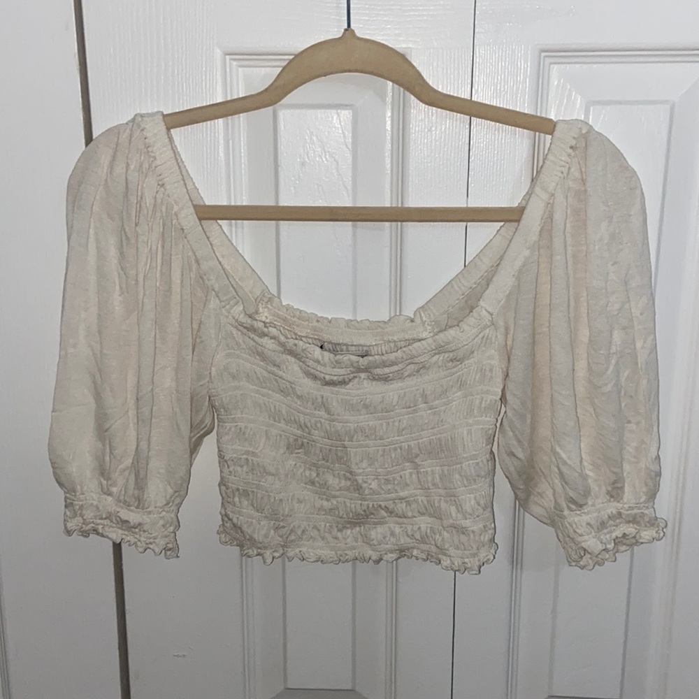 Urban short sleeve off white top